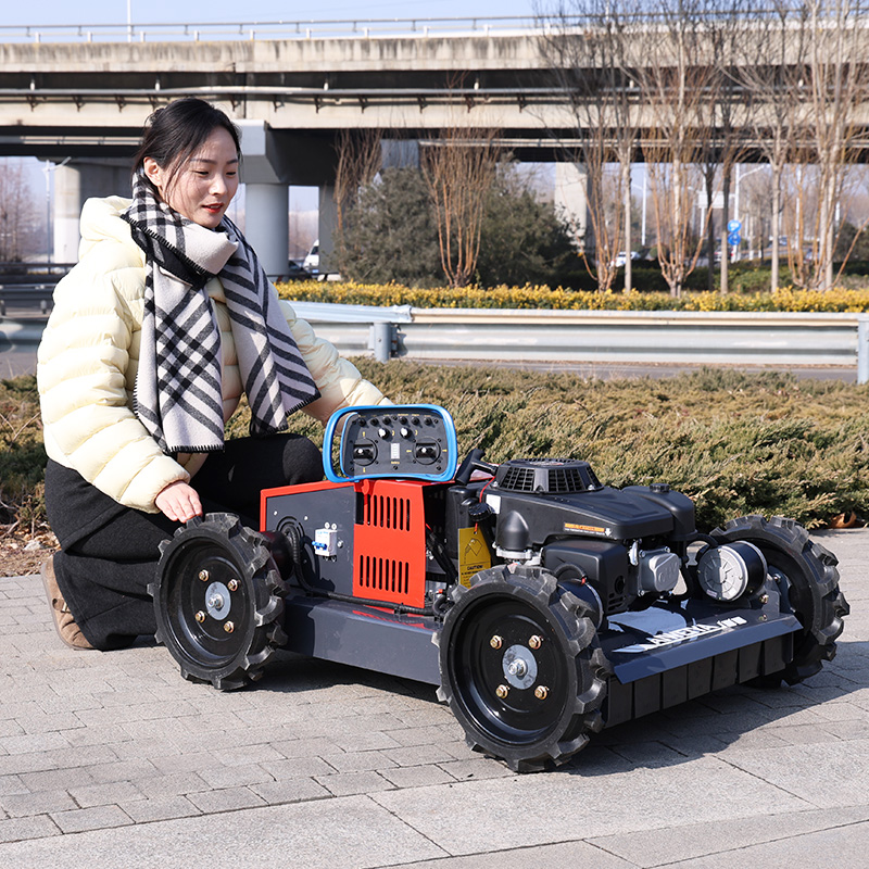 Farming Zero - Falciatrice a flagelli semovente diesel da